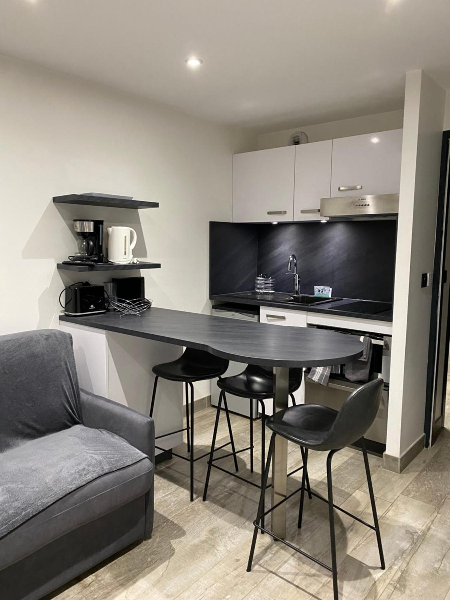 Mont Blanc Holidays Dans Residence Avec Gardien Sallanches Exterior photo